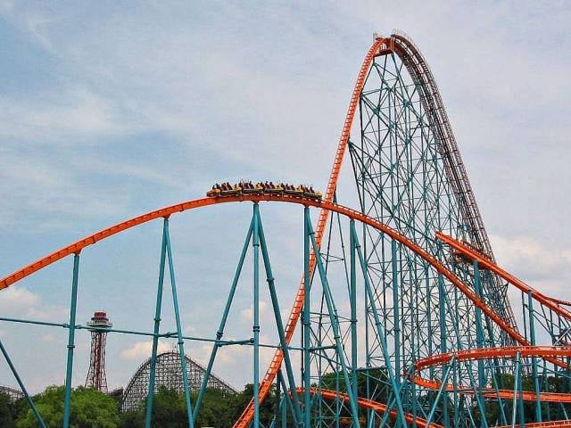 4. Eğlence hayatı aktiftir.