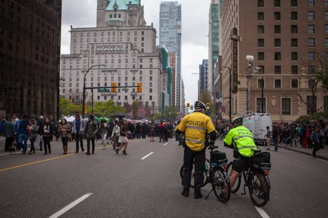 7. Güvenli ve huzurlu yaşamı..