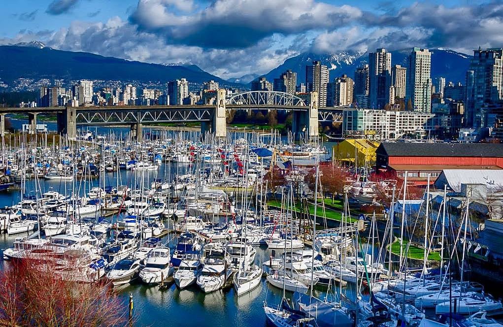 1. Kanada’nın en sıcak iklimine sahip şehridir.