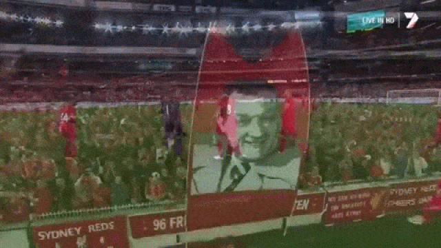 2- Futbol seviyorsanız.