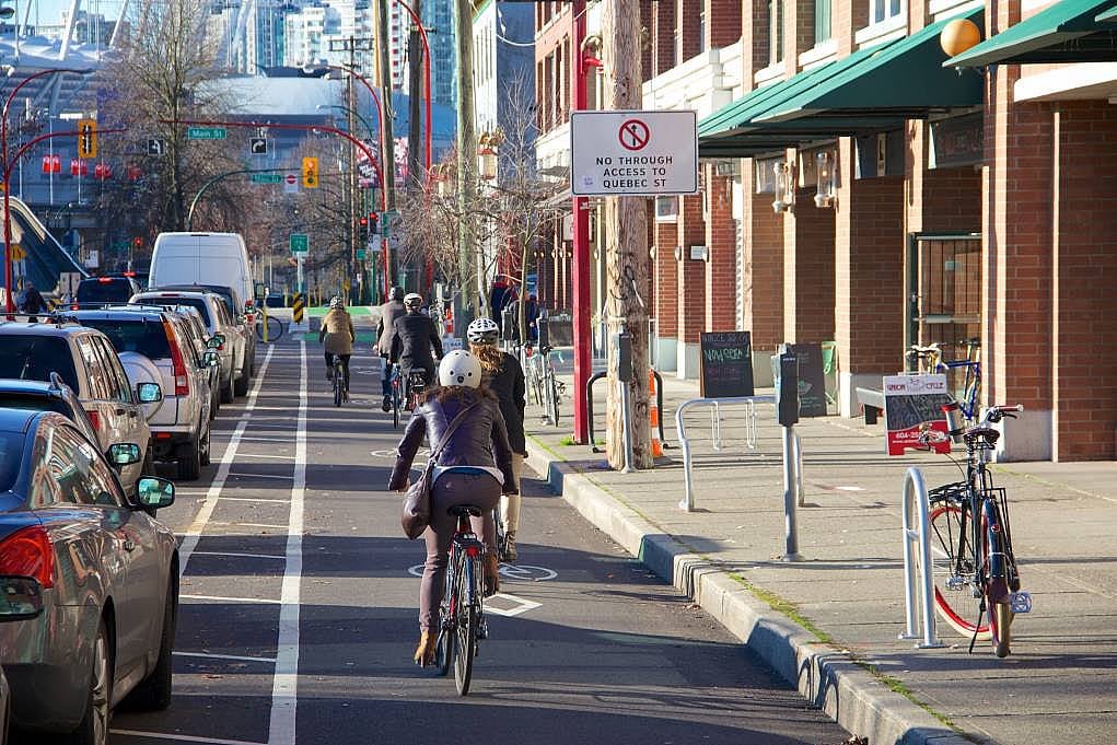 4. Şehir içi ulaşımda birçok alternatif vardır.