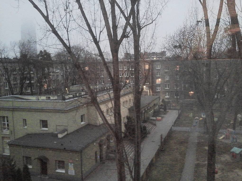 45. Varşova'da bir mahallle deyip geçemedim. Hiç sevmedim bu ve buna benzer mahalleleri.