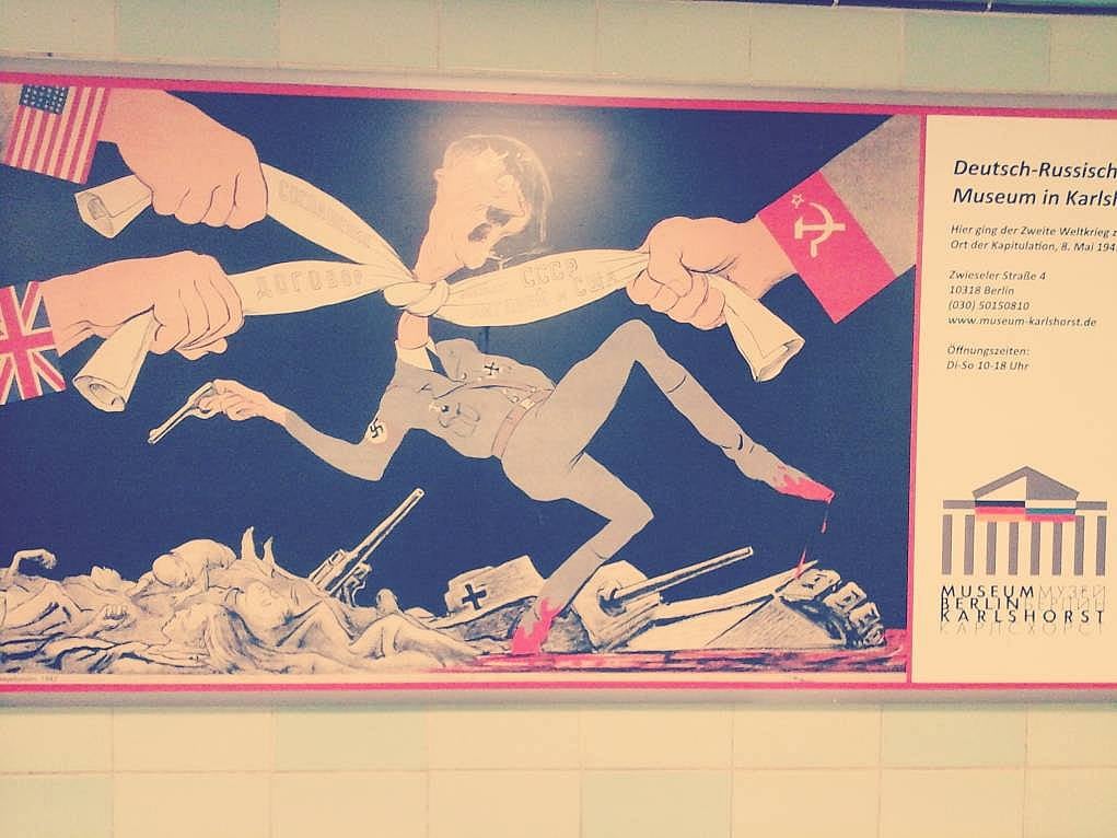 37. Almanya metro istasyonlarındaki görseller çok şey anlatıyor.