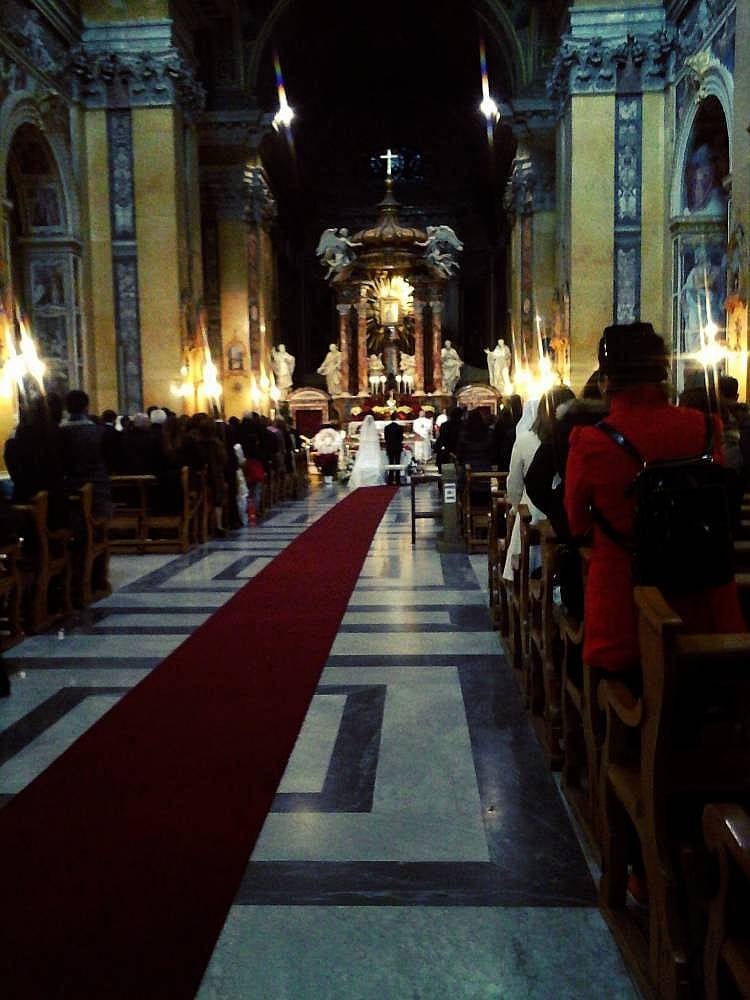 26. Roma'da düğün var dediler, geldim.