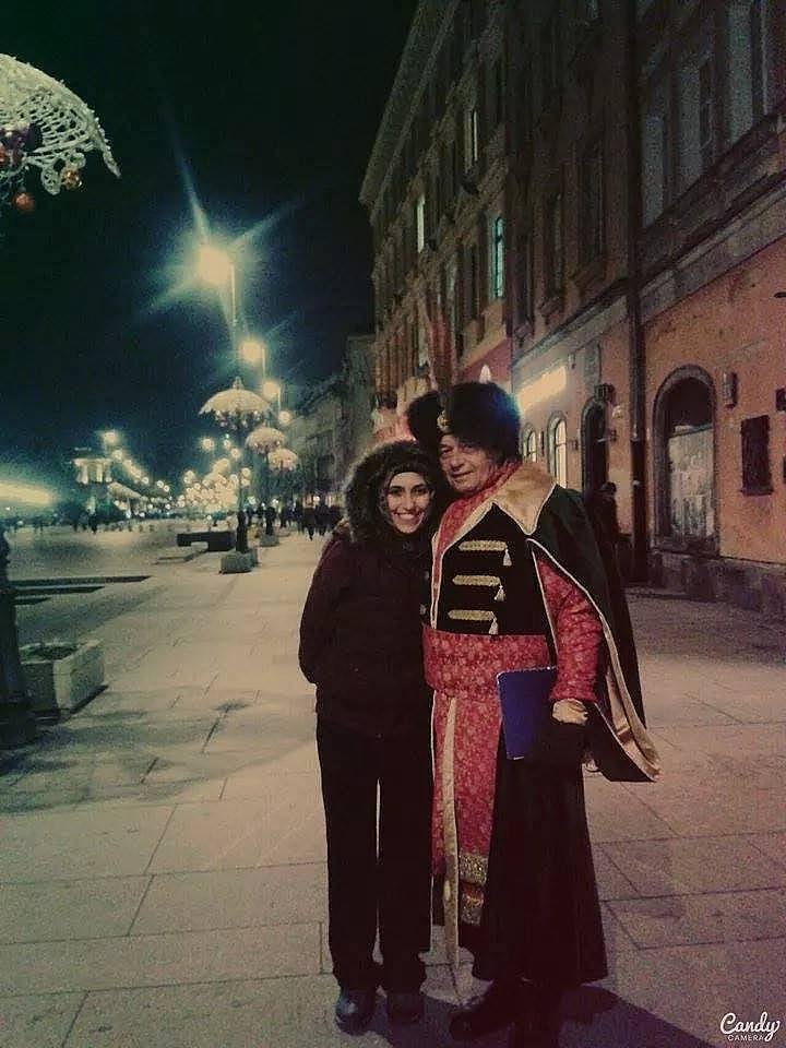 42. Varşova'nın bölgesel kıyafeti oldukça dikkatimi çekti.