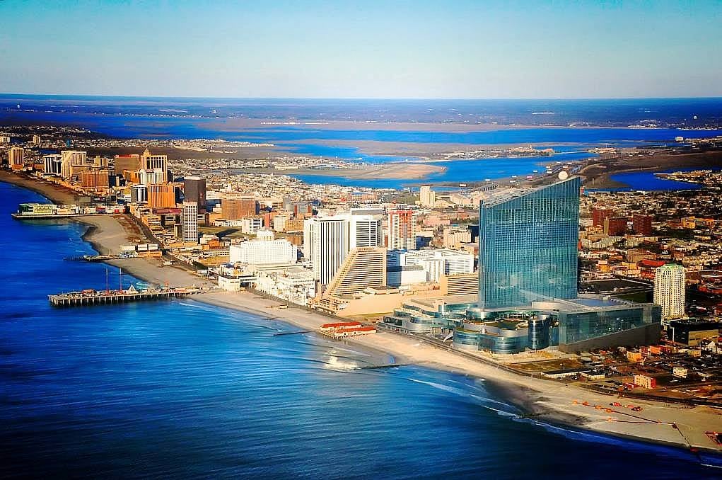 7. Güzelliği karşısında büyülenmemek elde değil.