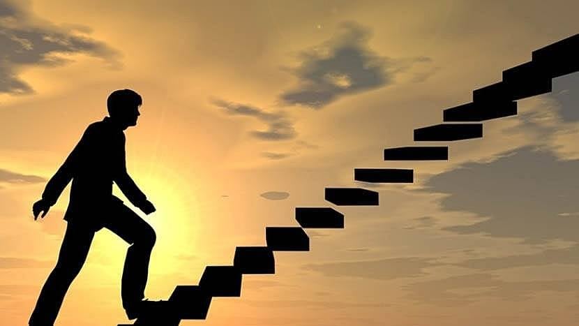 6. Kariyer basamaklarını daha kolay çıkmanızı ve akademik alanda gelişmenize katkı sağlar.