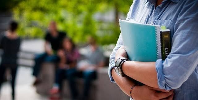 Türkiye’deki Gelişmeler AB Bursunu İptal Ettirdi