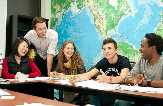 Kanada'da Dil Eğitimi Almak Neden Çok Cazip?