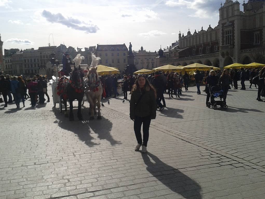 5. Büyüleci müzik eşliğinde nostaljik bir meydan