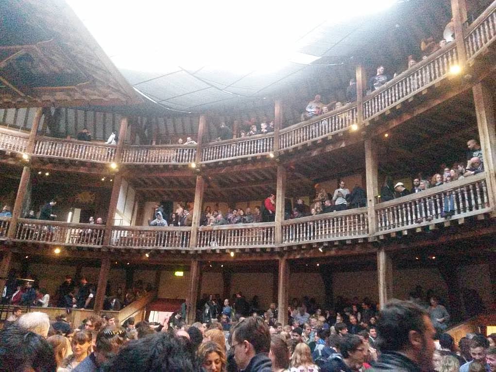 9. Shakespeare'in tiyatro oyununu asla unutamayacağım.