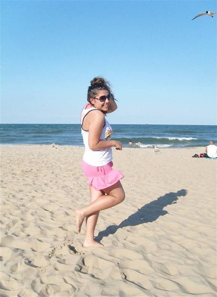 1. New York'taki aktarma uçuşumu az daha kaçırıyordum.