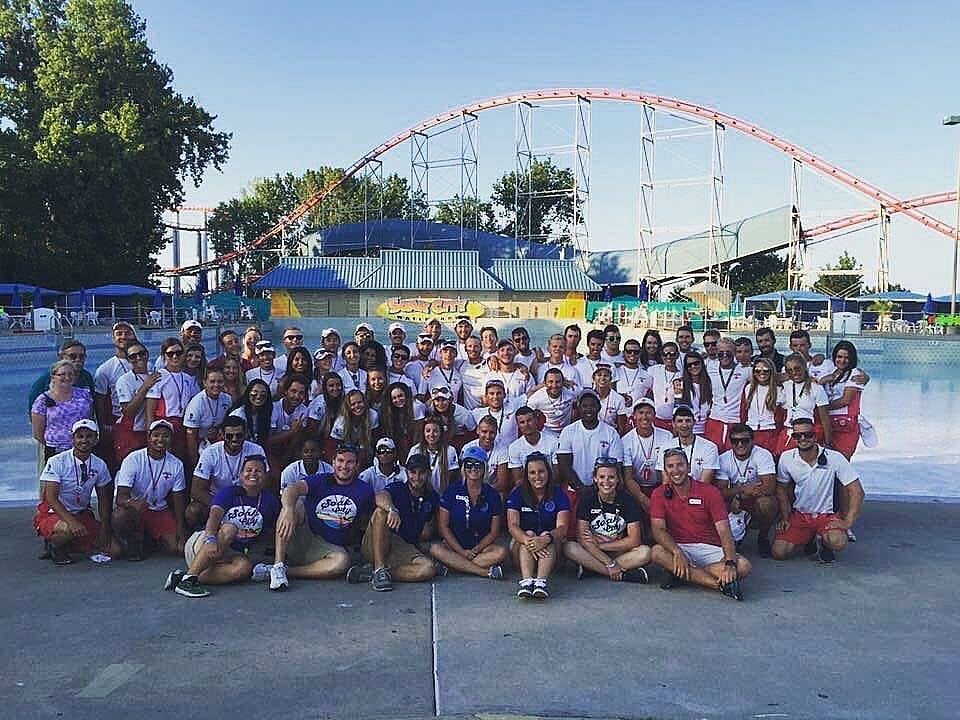 6. İş hayatı ayaklar için zor ama konuşma pratiği için perfect!