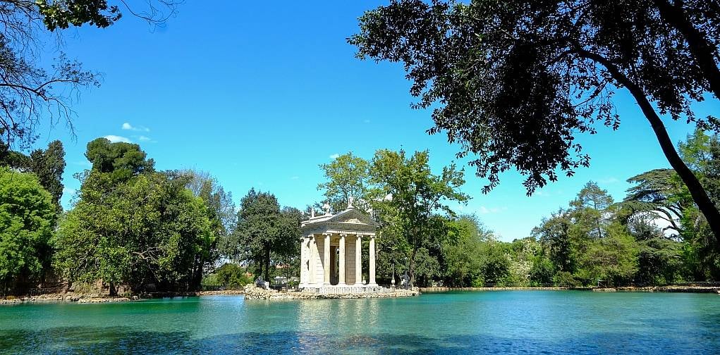 5. Villa Borghese