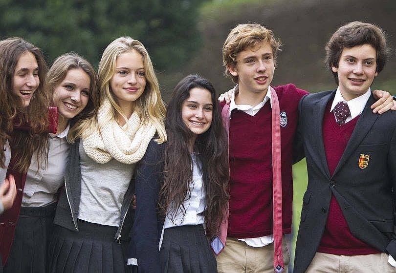 Yurtdışında Lise Eğitimine Ne Dersiniz?