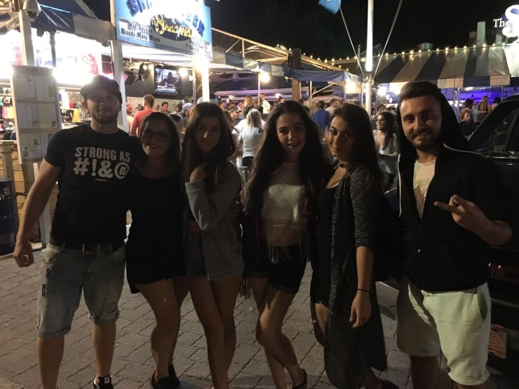 15. Bisikletle her yere gidebiliyorduk.