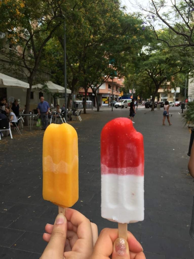 14. Barcelona çook sıcak, serinlemek için ise;