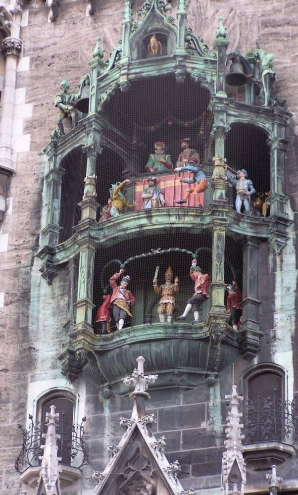 4. Münih Glockenspiel / Almanya