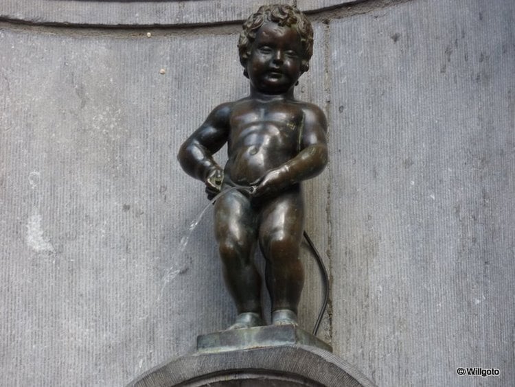 9. Manneken Pis / Brüksel - Belçika