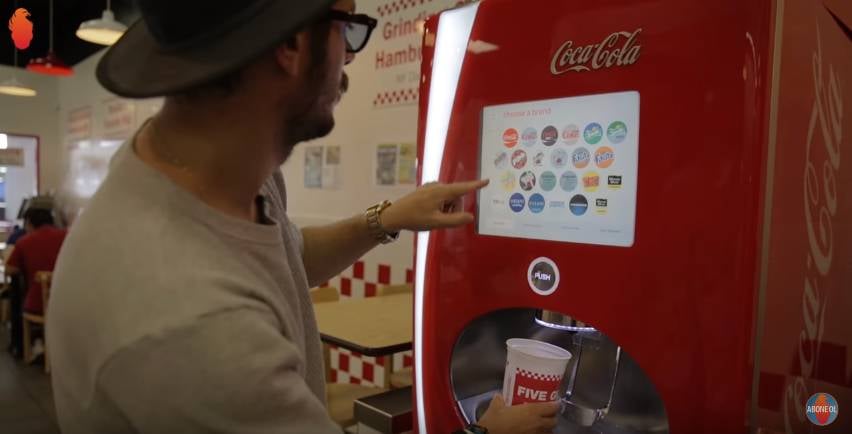 10. Ücretsiz su ve içecek alabilirsiniz.