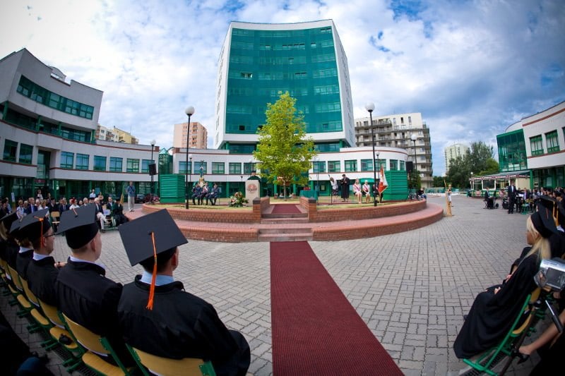 10. Lazarski Üniversitesi