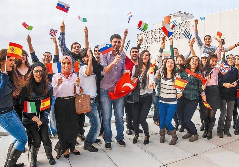 Erasmus'a Gideceklere Hayat Kurtaran 8 Tavsiye