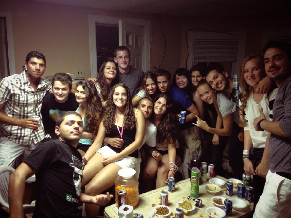 Bir Work and Travel Klasiği: Eğlencesi Bol Partiler