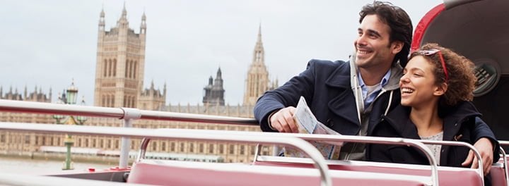 2. “Dünyayı dolaşın. Görebileceğiniz bütün rüyaların en muhteşemi!” – Ray Bradbury