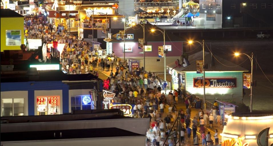 4. Boardwalk, nam-ı diğer kordonda ikinci iş imkanı bulursunuz.