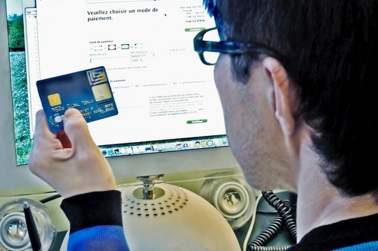 12. Amerikan banka kartlarının hepsiyle internetten alışveriş yapabiliyor oluşunuz