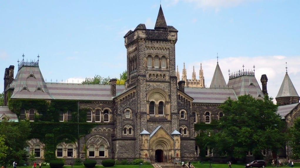1. Toronto Üniversitesi