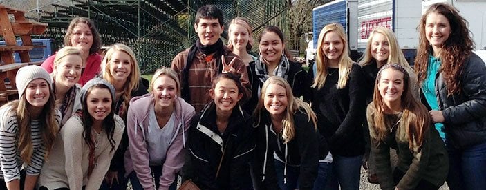 3. Öğrenci kulüplerine katılın ve sosyalleşin.