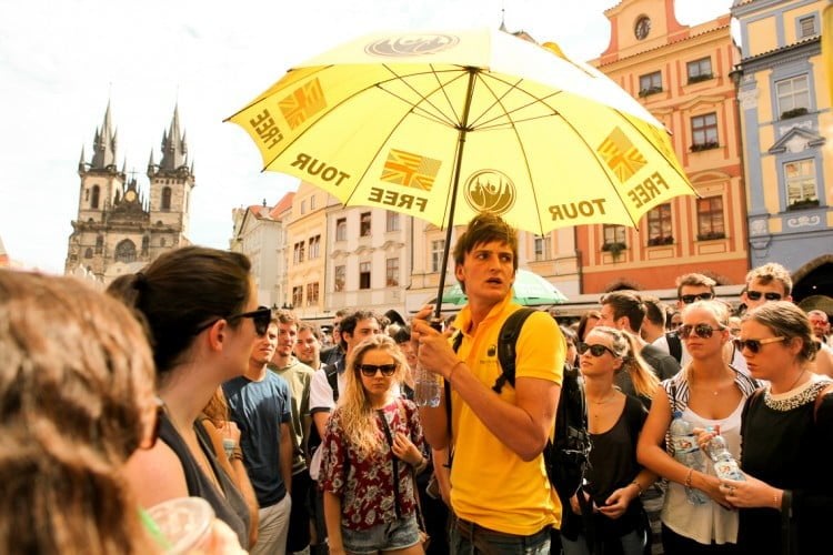 Yurtdışında Katılmak İsteyeceğiniz En İyi 5 Ücretsiz Yürüyüş Turu