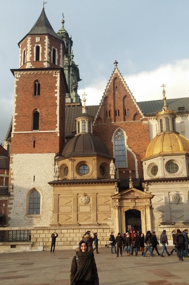 6. Kilise gezmek bambaşka bir duyguydu.