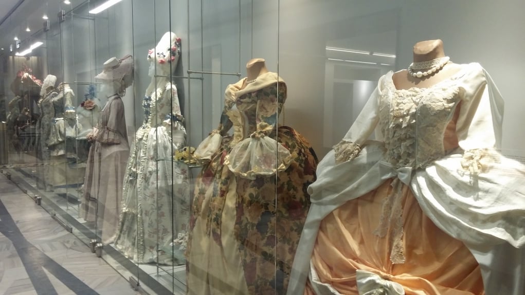 12. Her şehirde mutlaka bir müze görmeye çalıştım.