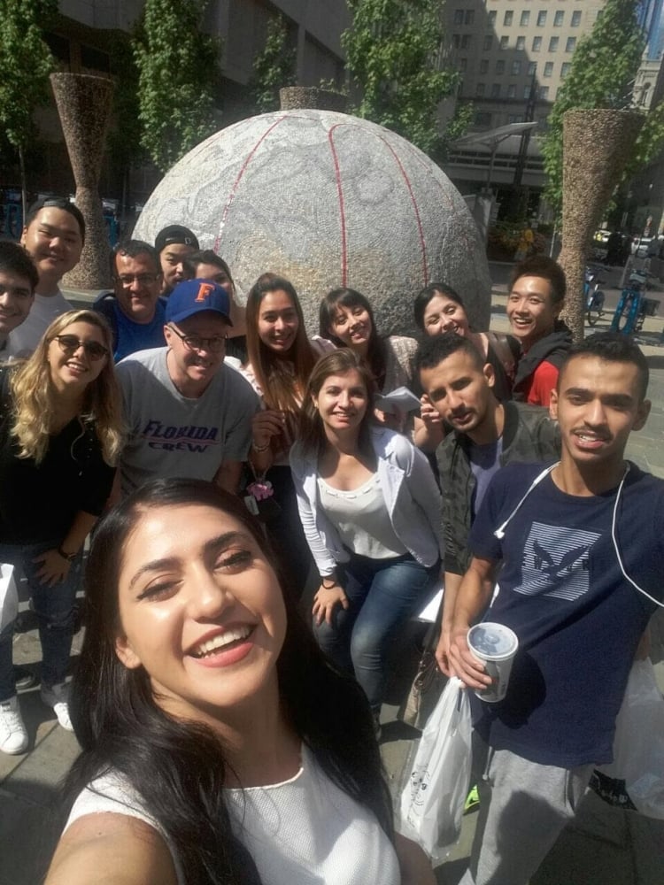 6. İlk ders günü ve eğitim yöntemleri benim için çok iyi geçti.