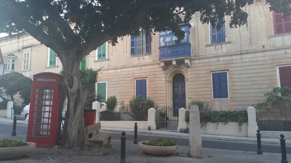 10. Orada havalar nasıl?