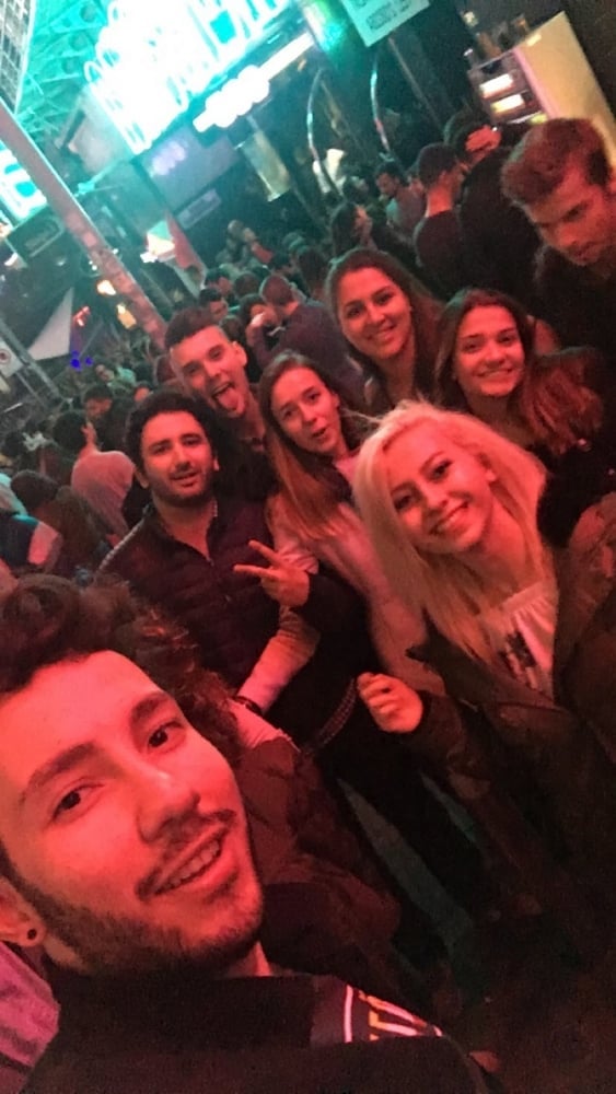 6. Her gün başka bir eğlenceye yelken aç.