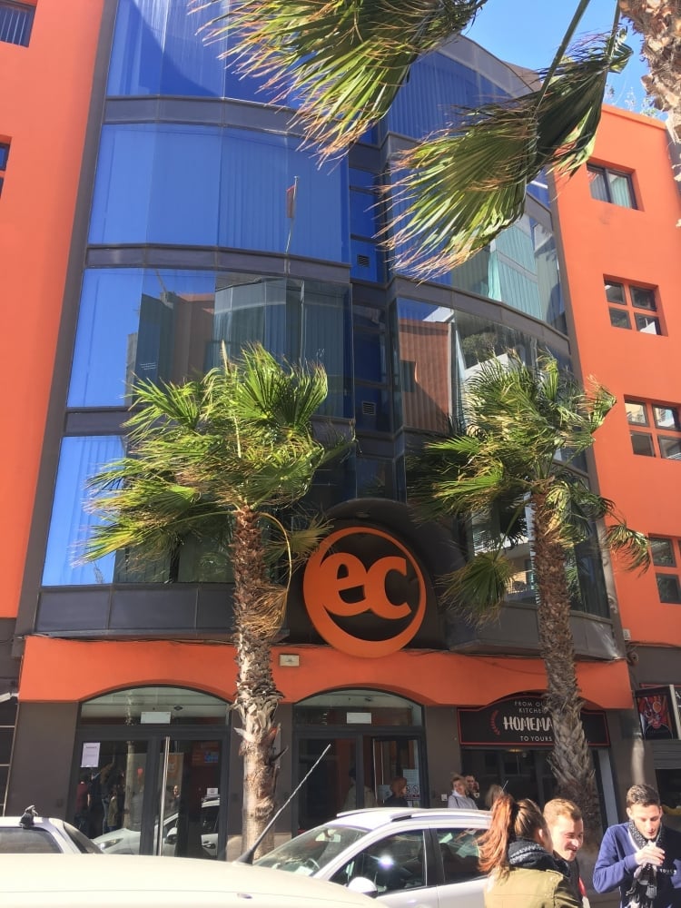 4. St. Julian's incisi EC dil okulu.