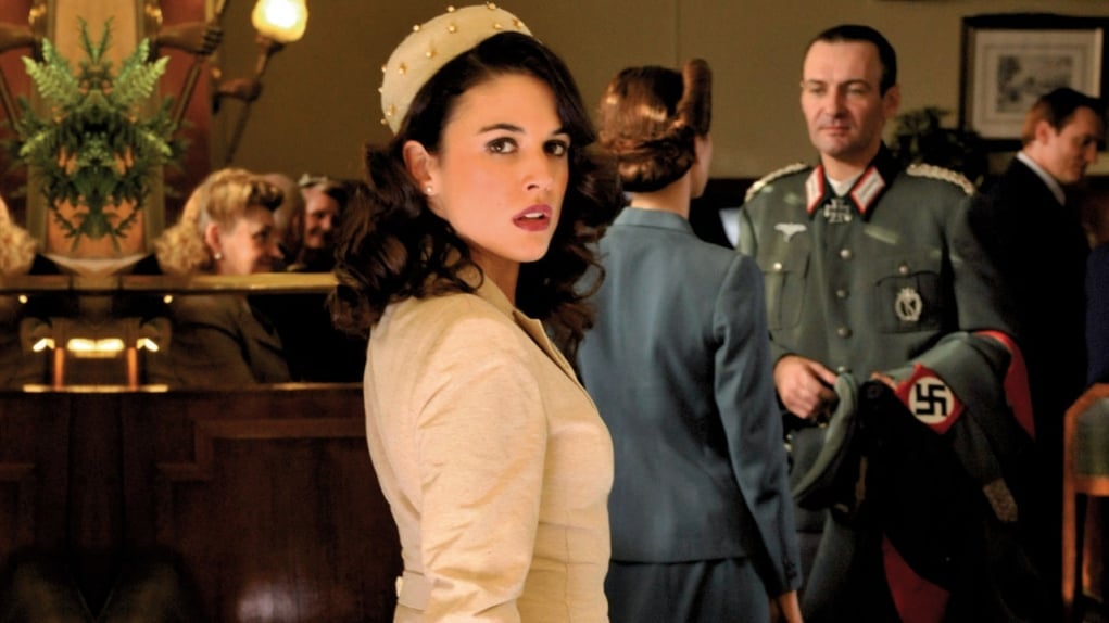 3. El Tiempo Entre Costuras