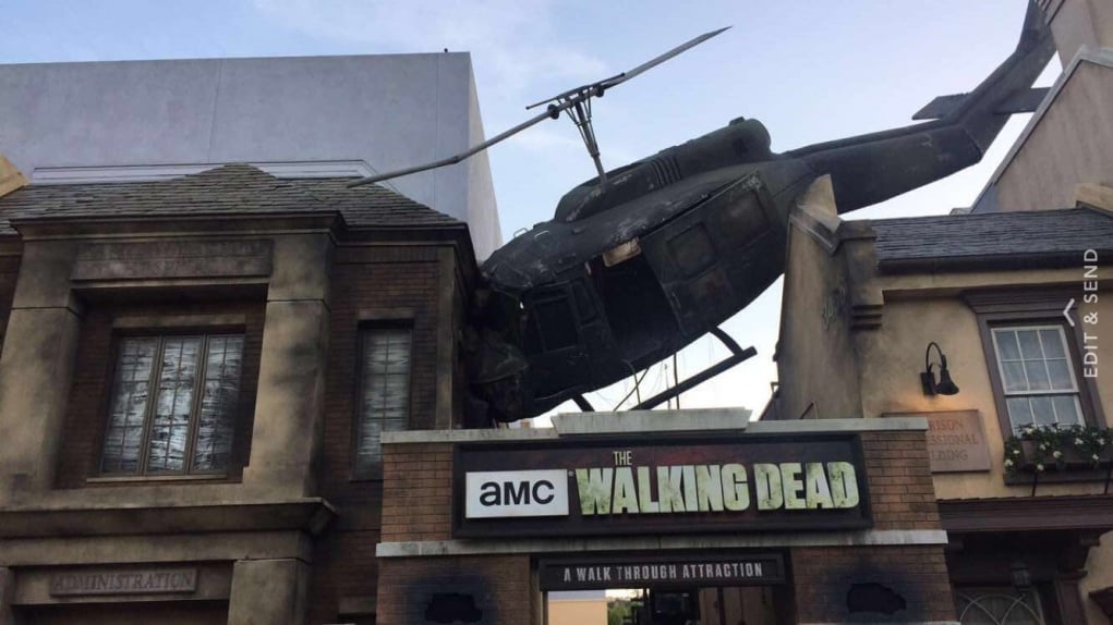 16. Los Angeles'taki film stüdyolarını gezdik.