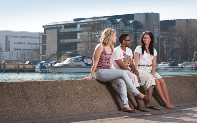 7. Bütün dünyada geçerli bir diplomaya sahip olabilirsiniz.