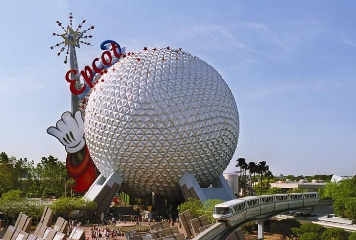 7. Epcot (Florida - ABD)