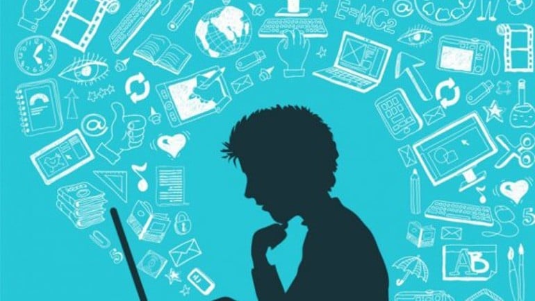 1. Dünyanın en hızlı internetine sahiptir.