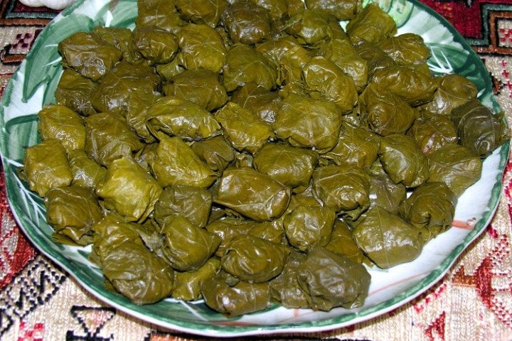 2. Azerbaycan: Yarpaq dolması