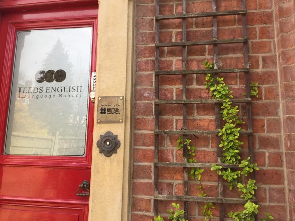 1. Dil okulunda ders programı nasıl?