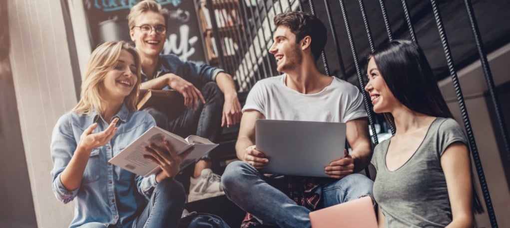 Gençler Gelecekleri için Yurtdışında Eğitim Almayı Tercih Ediyor!