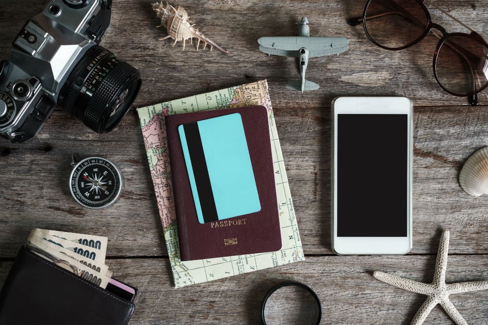 14. Yurtdışında kullanılabilir telefon hattı