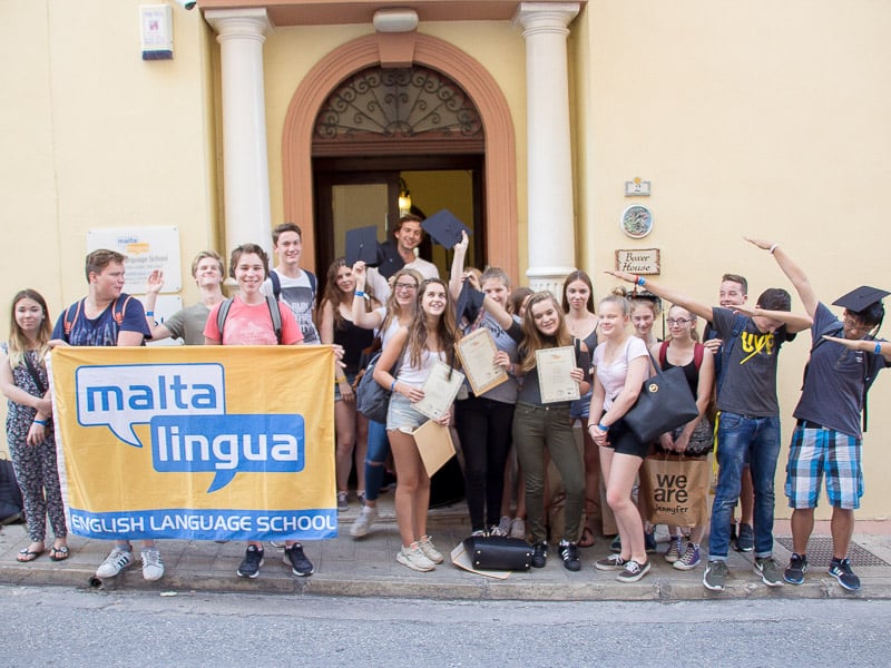 Bonus: Yurtdışında dil eğitimi alarak geride unutulmaz anılar bırakırsınız.