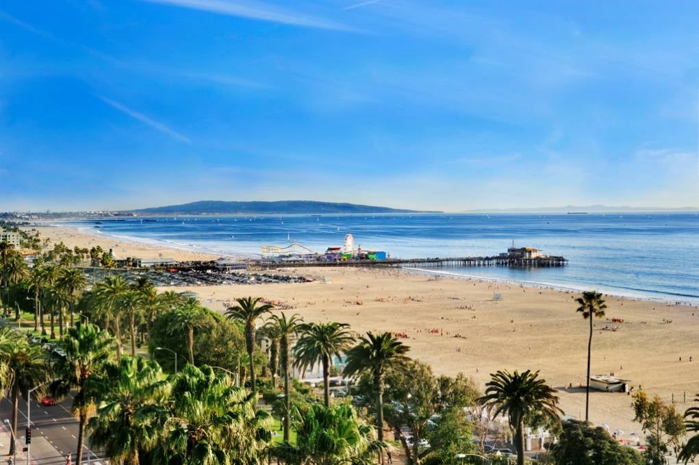 8. Santa Monica Plajı